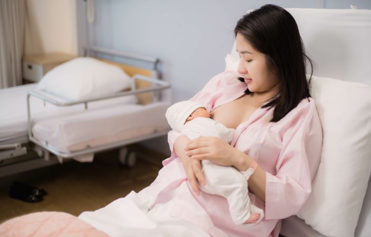 Sinh thường sau sinh mổ (VBAC) là gì? Dấu hiệu và những điều mẹ cần biết
